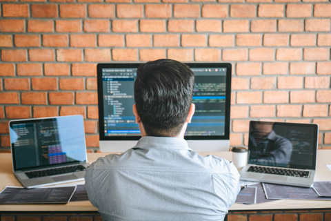 clinic management software development dubai